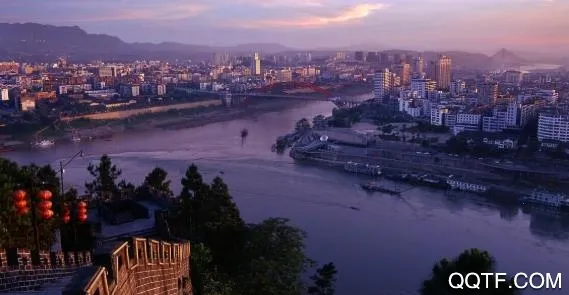 �����˱�